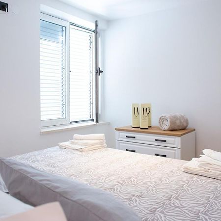 Three Bedroom Apartment With Old Town View - Orlanda'S Apartment Ragusa Esterno foto