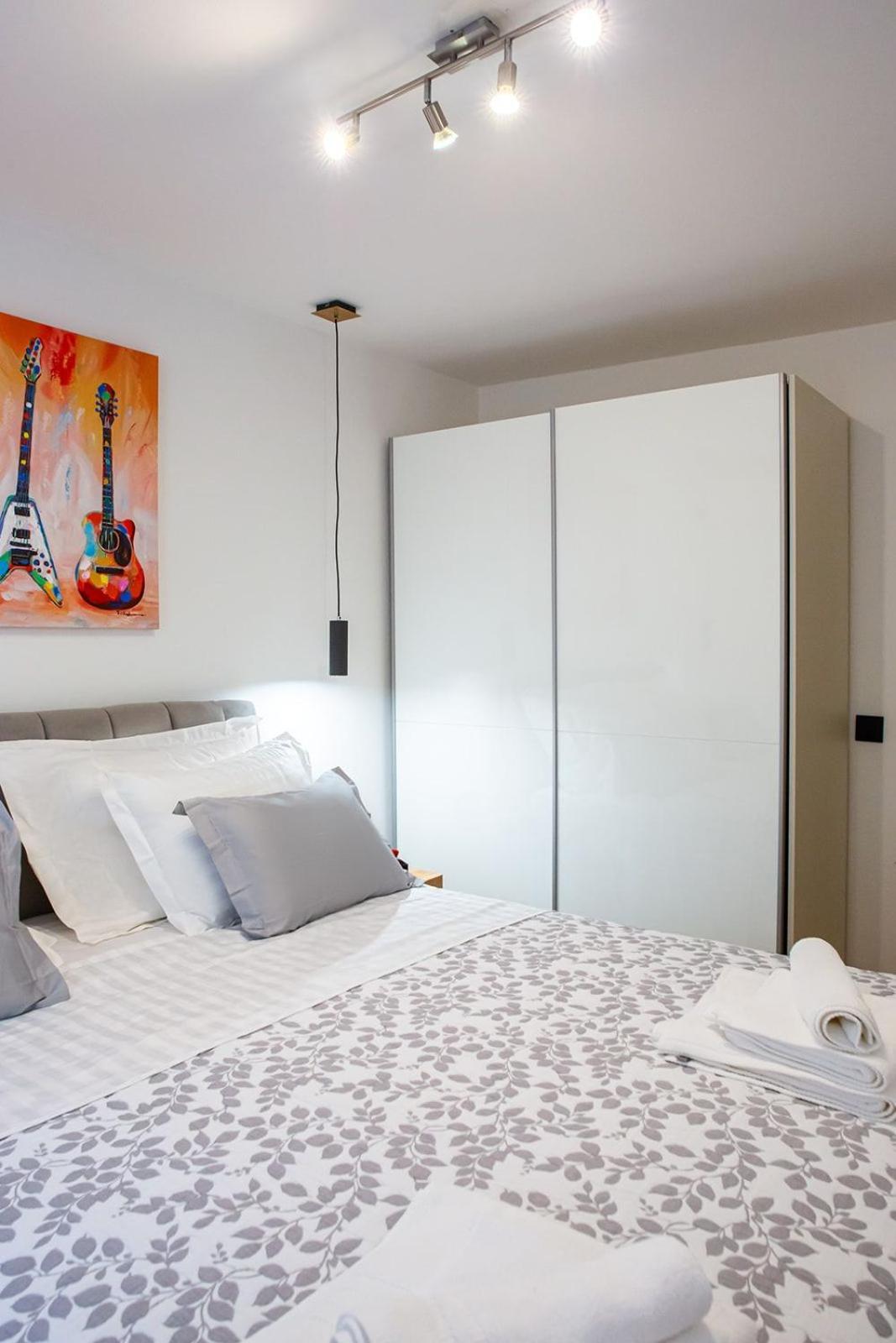 Three Bedroom Apartment With Old Town View - Orlanda'S Apartment Ragusa Esterno foto